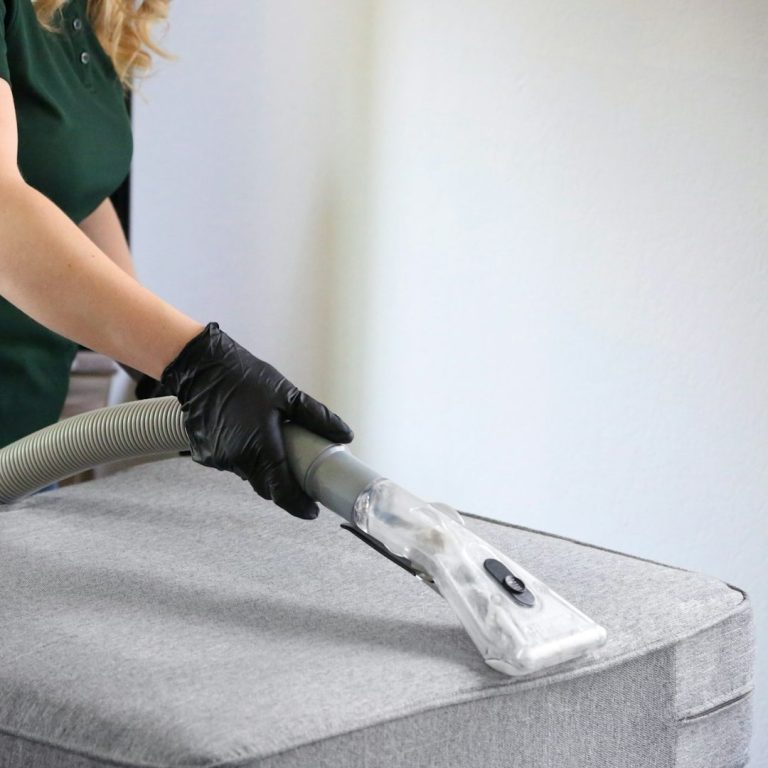 Polsterreinigung in Gera – saubere Sofas und Matratzen mit Trockendampf